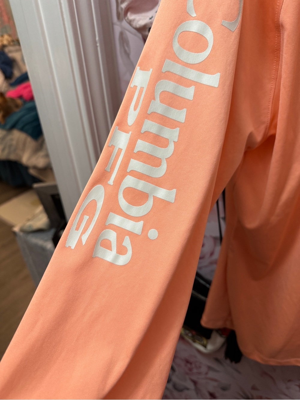 Columbia Peach lightweight knit   fabric shirt